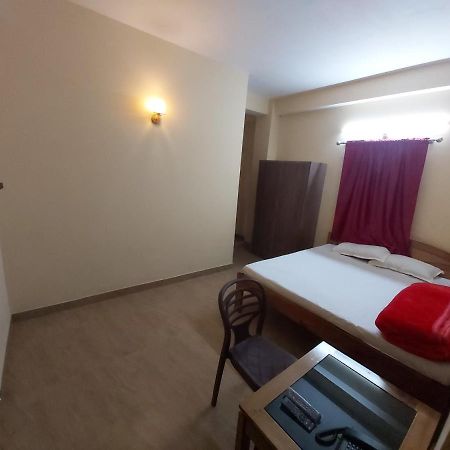 Baba Guest House Šillong Exteriér fotografie